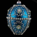 239_Jajo Faberge perły na turkusowym macie_Jaja_Faberge_2.jpg