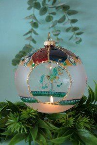 Lampion szklany całoroczny 15 cm Karuzela